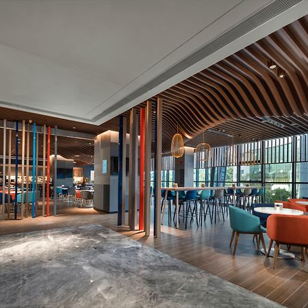 Holiday Inn Express Zhuhai Gongbei By Ihg Buitenkant foto