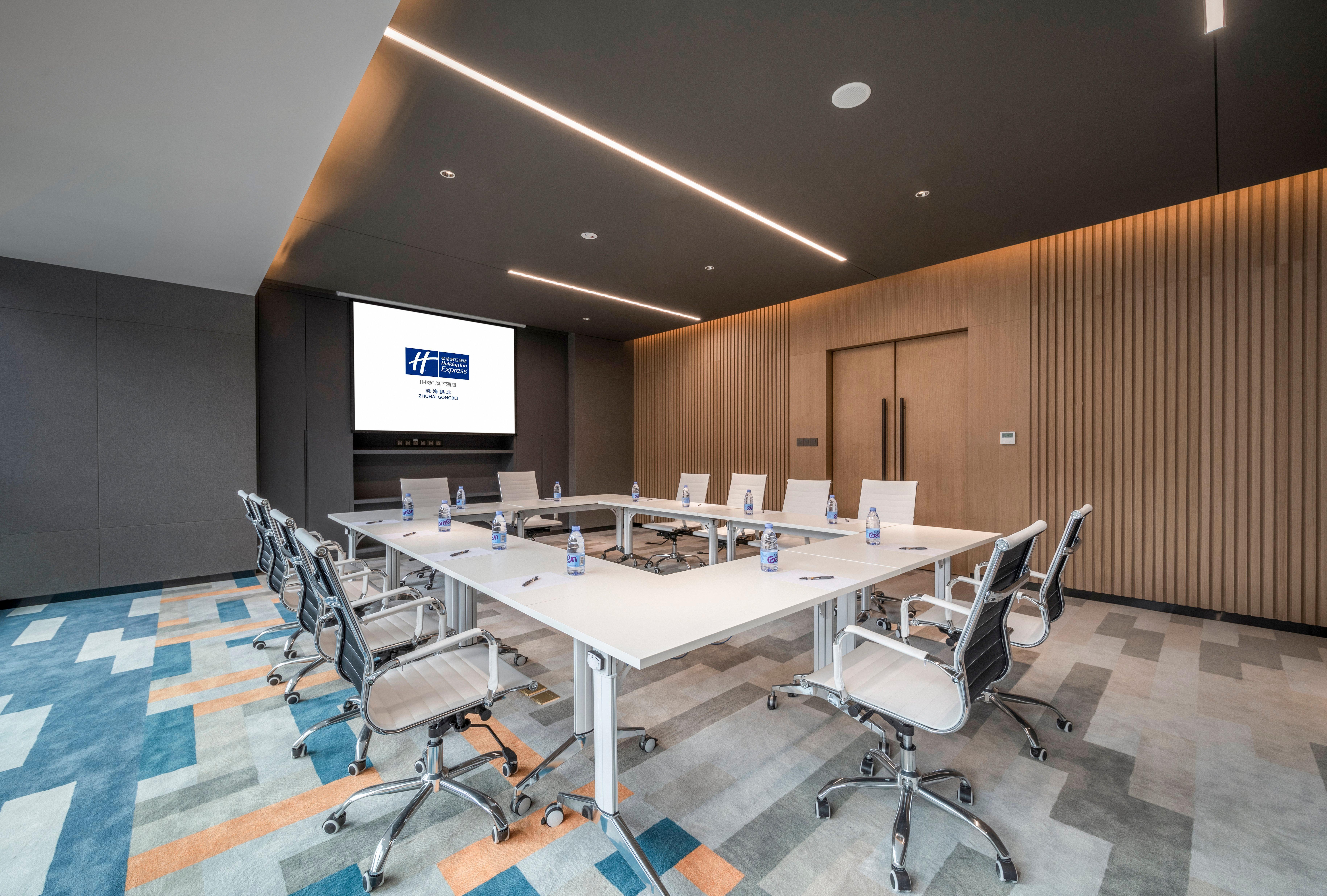 Holiday Inn Express Zhuhai Gongbei By Ihg Buitenkant foto