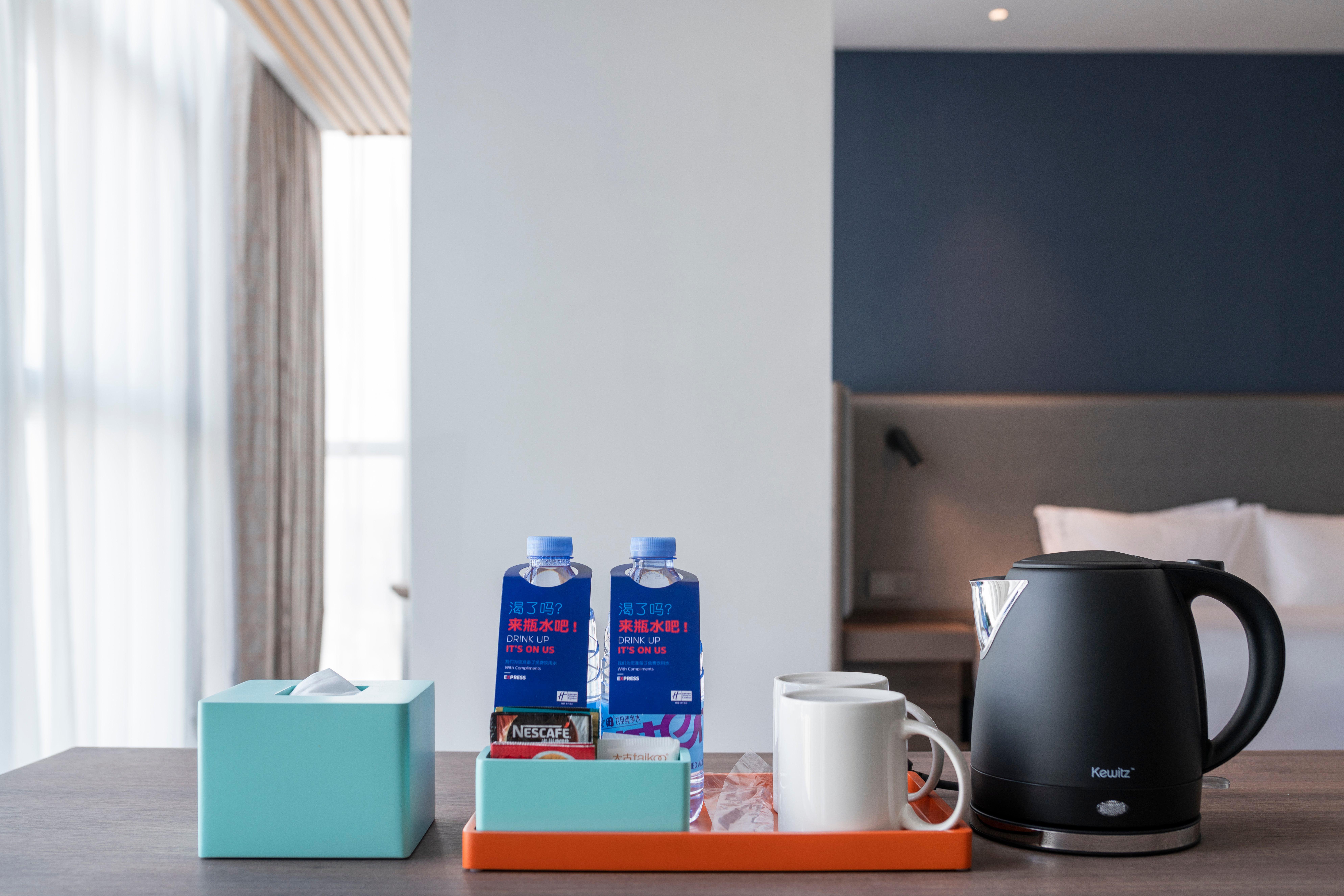 Holiday Inn Express Zhuhai Gongbei By Ihg Buitenkant foto