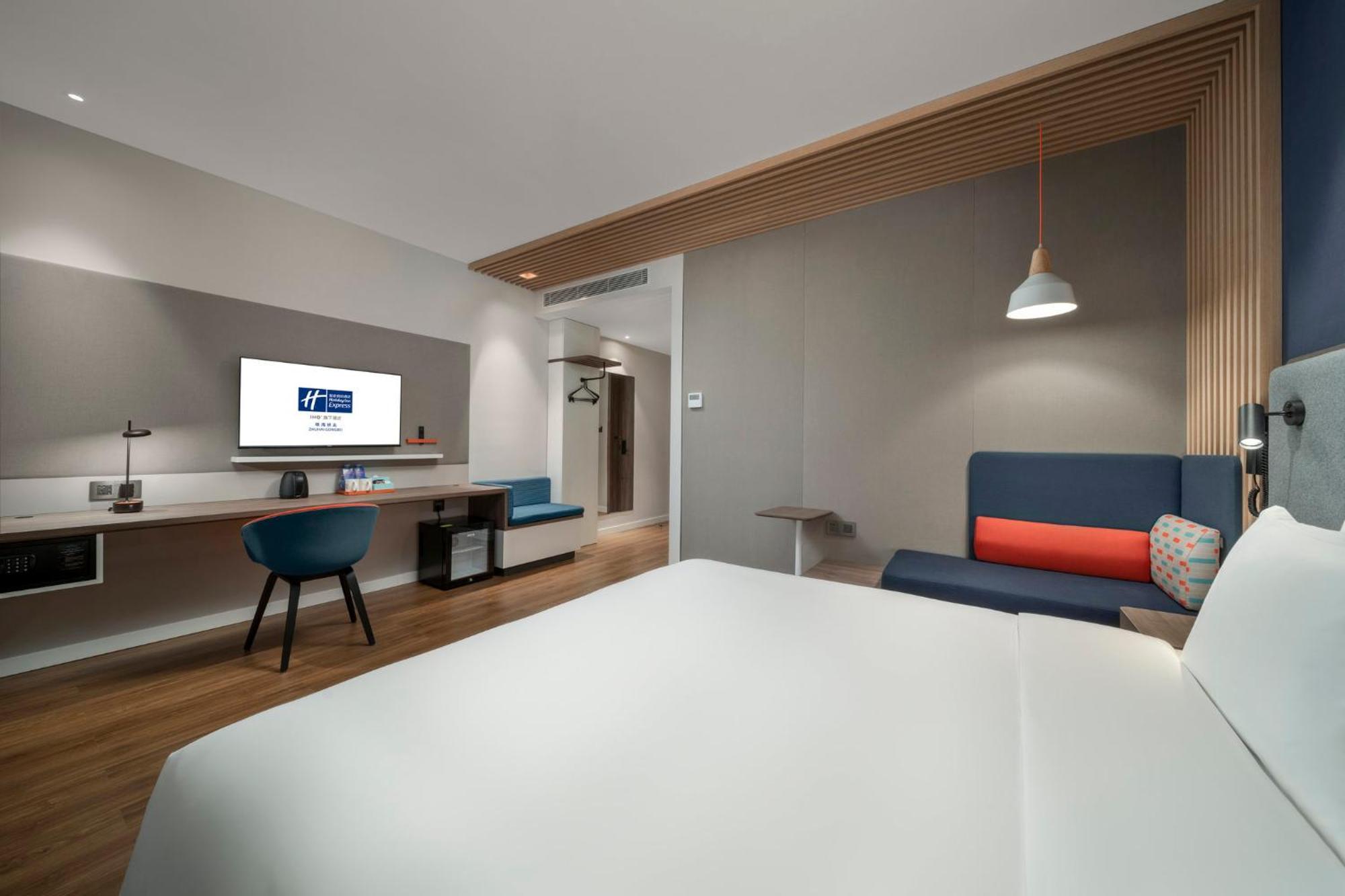 Holiday Inn Express Zhuhai Gongbei By Ihg Buitenkant foto